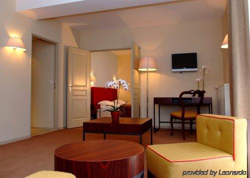 Clarion Suites Corneille Luchon Bagnères-de-Luchon Стая снимка